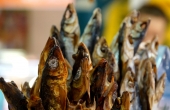 russia_irkutsk_market_omul-fish-4