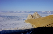 russland_baikalsee_insel-olchon_chuschir_steilkueste_schamanenfels