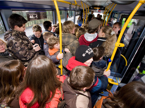 SCHULBUSFAHRT – Der HORROR vor und nach der Schule