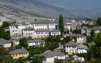 Gjirokastra: Der Geburtsort des Diktators Hoxha glänzt mit einem historischem Stadtkern als wäre es eine Filmkulisse