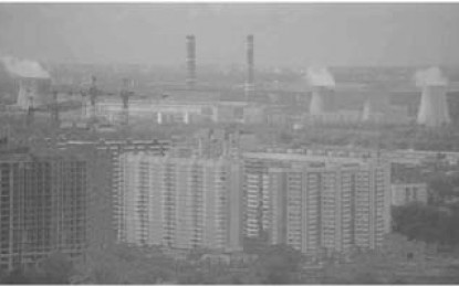 Moskau: Die Geschichte des russischen Plattenbaus im Smog von Kohlekraftwerken