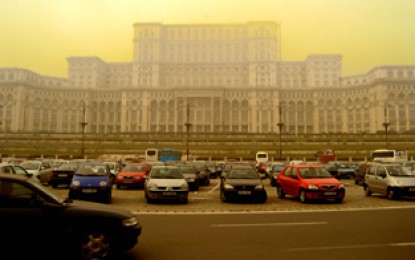 Bukarest: Der Parlamentspalast, der Diktator Ceauşescu verewigt sich in einem Gebäudemonster aus Gold und Marmor